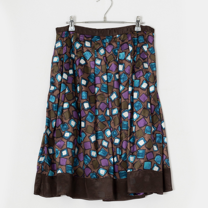 lanvin ( 권장 XL , made in japan ) skirt