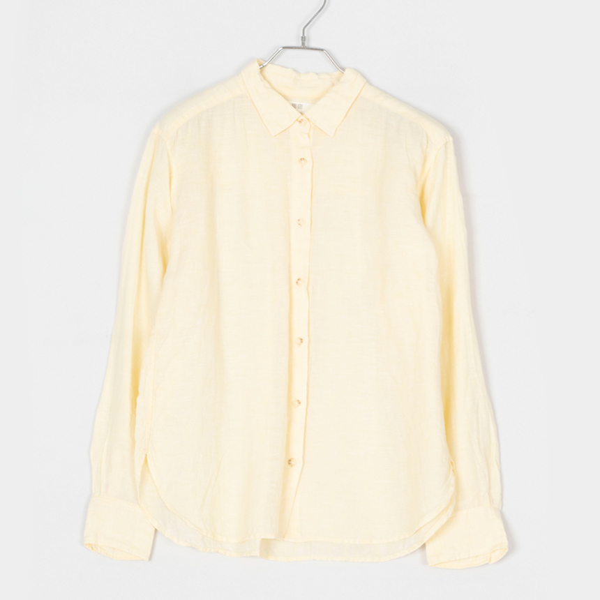 uniqlo ( size : M ) linen shirts