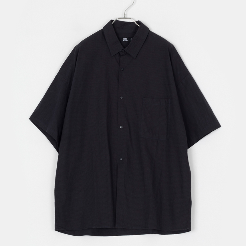 hare ( size : men M , made in japan ) 1/2 shirts