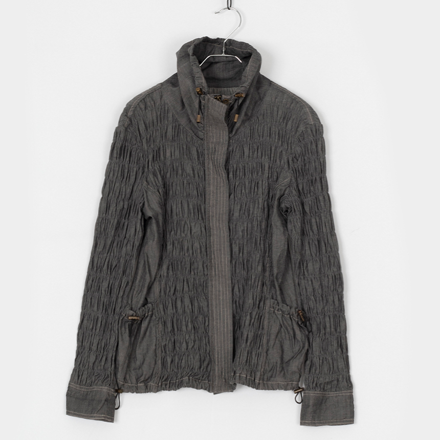 vivien ( size : M ) zip-up jacket